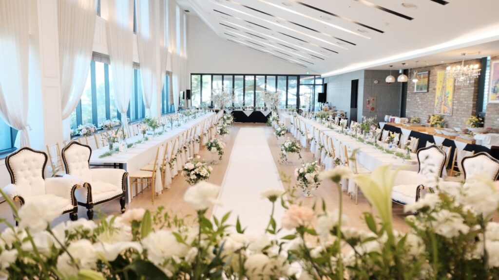 150평 홀 단 8명을 위한 스몰웨딩 그리고 샌드 세레모니15 260407