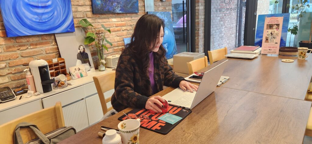 150평 홀 단 8명을 위한 스몰웨딩 그리고 샌드 세레모니1 260407