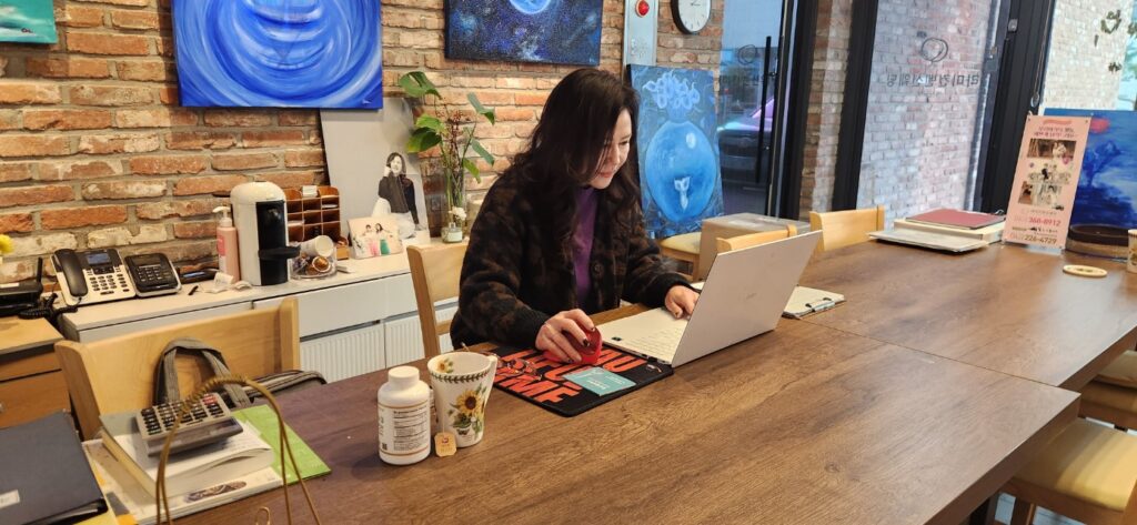 결혼식에 돈 쓰는 게 아깝다던 신부님의 스몰 웨딩 사례 1 결혼식에 돈 쓰는 게 아깝다던 신부님의 스몰 웨딩 사례1 260407