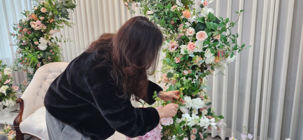 결혼식에 돈 쓰는 게 아깝다던 신부님의 스몰 웨딩 사례 4 결혼식에 돈 쓰는 게 아깝다던 신부님의 스몰 웨딩 사례4 260407