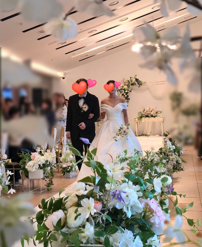 글로벌 커플 단 2개월 합리적 예산으로 치른 여유로운 스몰웨딩10 260407