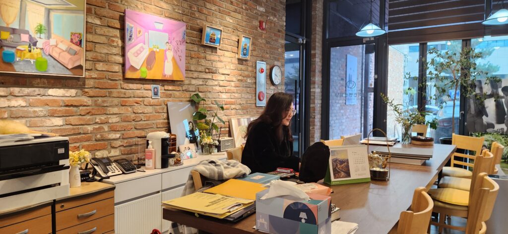 주차가 편한 라미컨벤션웨딩홀입니다. 1 주차가 편한 라미컨벤션웨딩홀입니다.