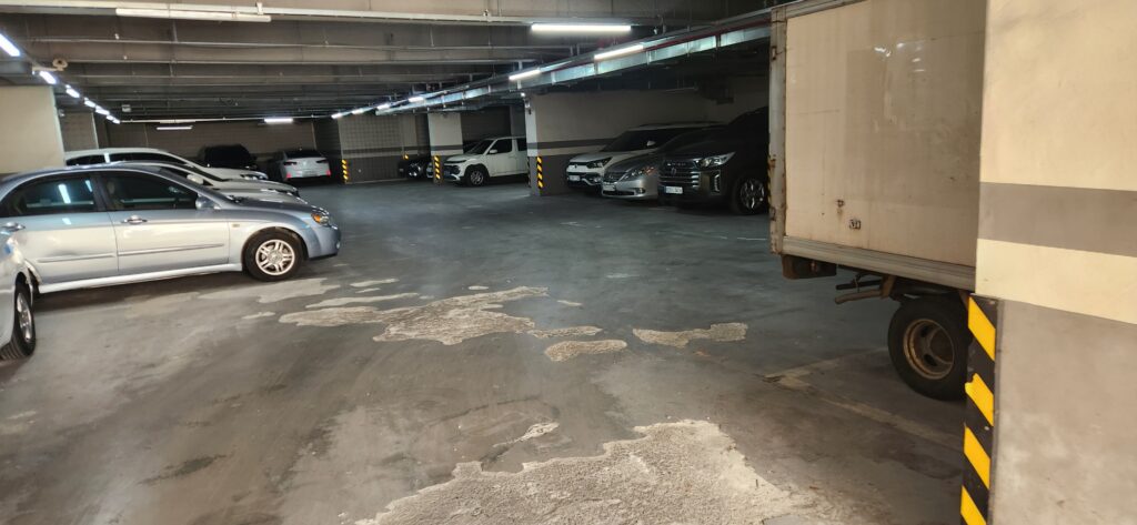 주차가 편한 라미컨벤션웨딩홀입니다. 4 주차가 편한 라미컨벤션웨딩홀입니다.4 260407